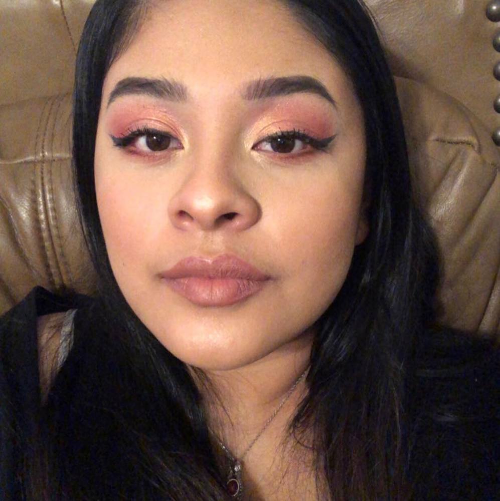 Meet your Posher, Esperanza